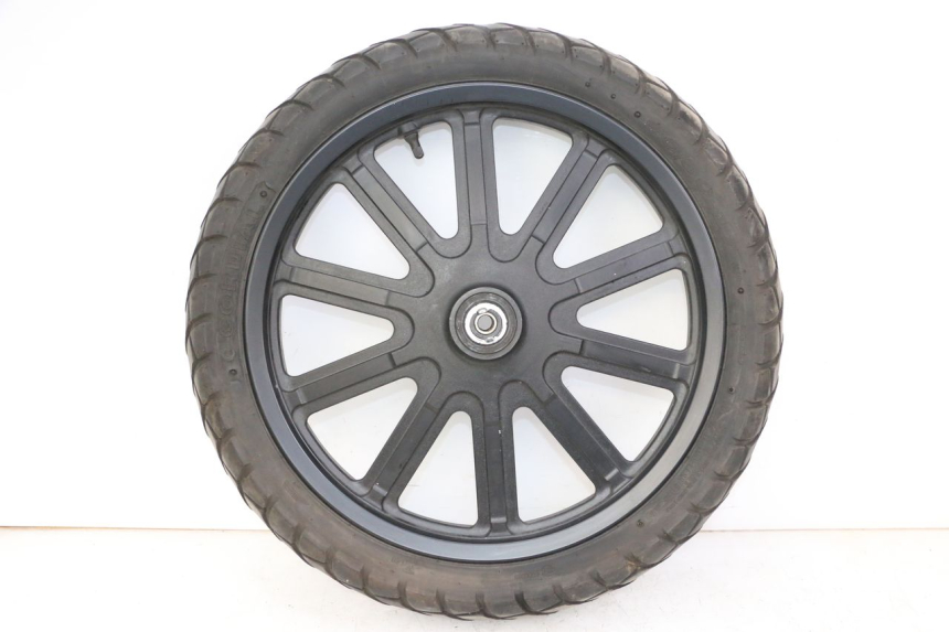 photo de LLANTA DELANTERA Y NEUMÁTICO KEEWAY K-LIGHT KLIGHT 125 (2018 - 2025) - Primer plano técnico