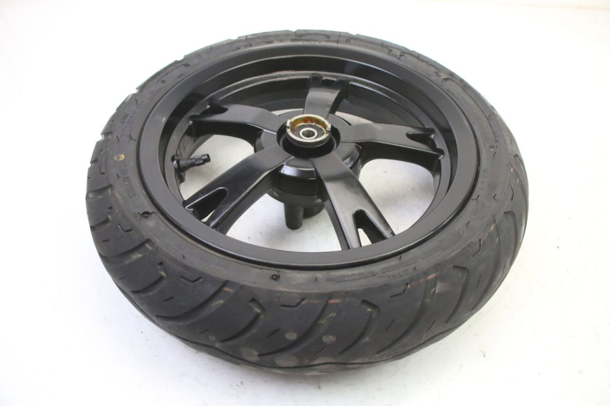 photo de RINDE DELANTERA Y NEUMÁTICO PEUGEOT KISBEE 2T 50 (2010 - 2017) - Detalle de la pieza