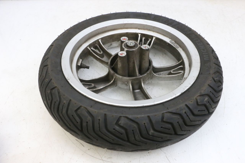 photo de LLANTA DELANTERA Y NEUMÁTICO PEUGEOT KISBEE 4T 50 (2010 - 2017) - Otra perspectiva