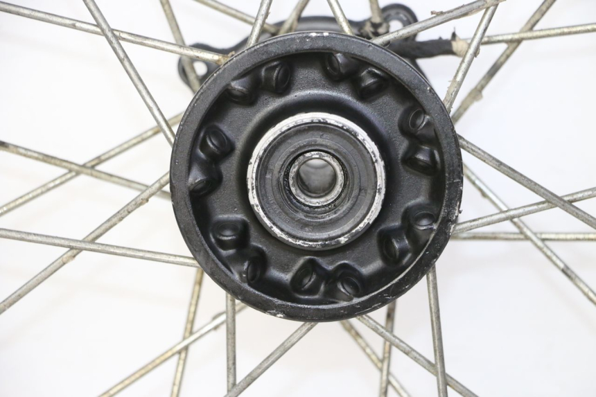 photo de LLANTA DELANTERA Y NEUMÁTICO KAWASAKI KX 65 (2000 - 2019) - Características distintivas