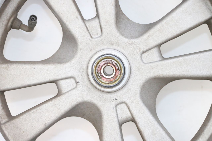 photo de LLANTA DELANTERA Y NEUMÁTICO KYMCO LIKE 125 (2009 - 2016) - Marcados y referencias originales