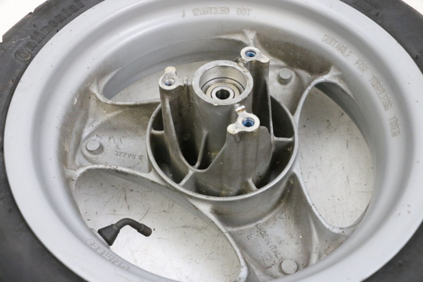 photo de LLANTA DELANTERA Y NEUMÁTICO YAMAHA NEO'S NEOS 2T 50 (1998 - 2007) - Recambio usado revisado