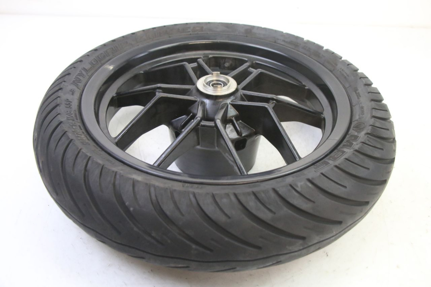 photo de LLANTA DELANTERA Y NEUMÁTICO PIAGGIO NEW TYPHOON 50 (2018 - 2021) - Detalle de la pieza