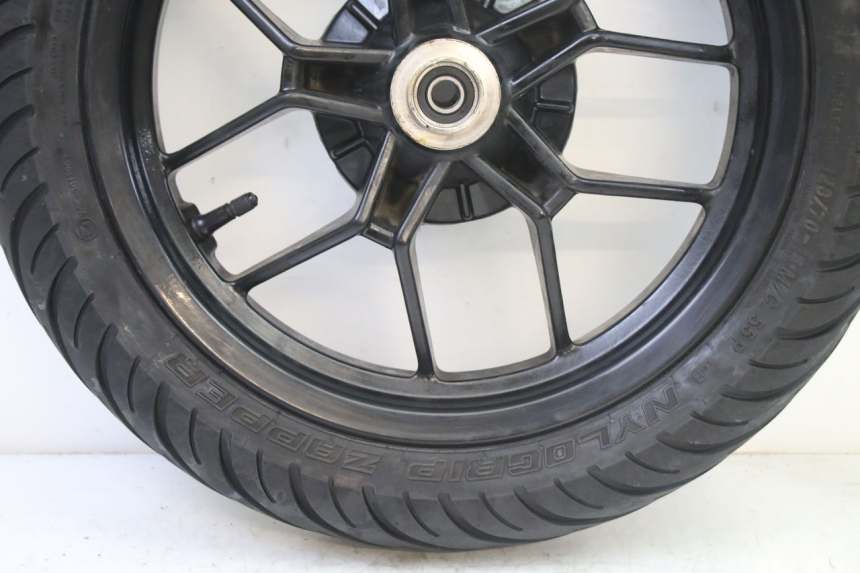 photo de LLANTA DELANTERA Y NEUMÁTICO PIAGGIO NEW TYPHOON 50 (2018 - 2021) - Otra perspectiva