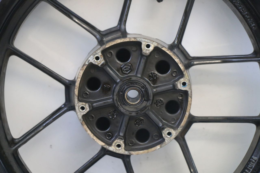 photo de LLANTA DELANTERA Y NEUMÁTICO PIAGGIO NEW TYPHOON 50 (2018 - 2021) - Marcados y referencias originales