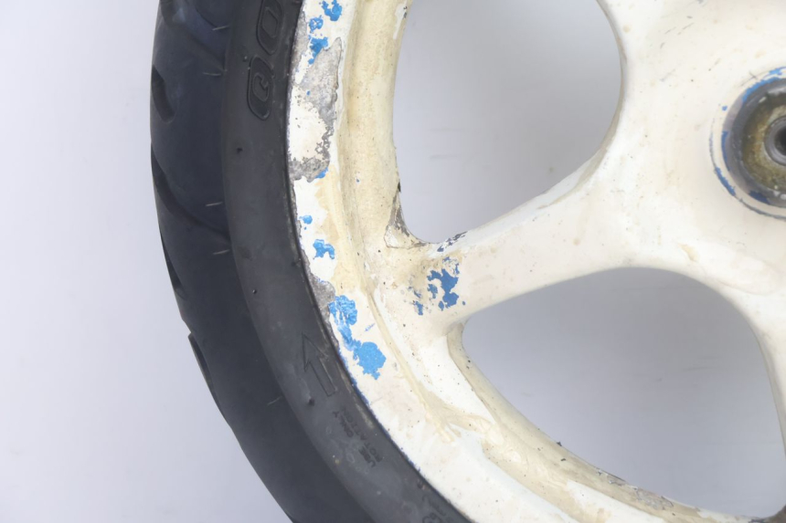 photo de LLANTA DELANTERA Y NEUMÁTICO MBK NITRO 50 (2004 - 2008) - Detalles de los puntos de fijación