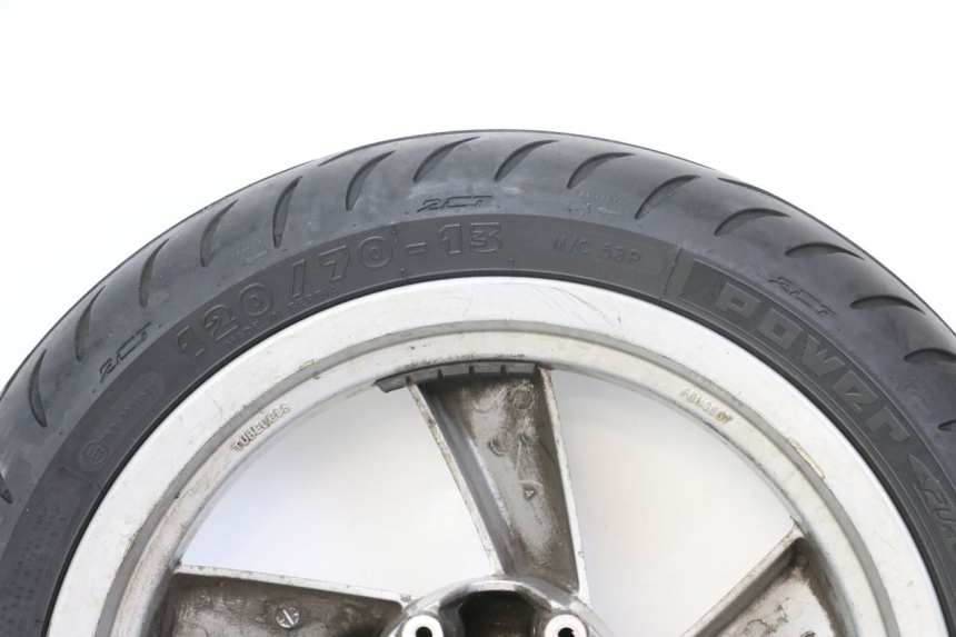 photo de LLANTA DELANTERA Y NEUMÁTICO PEUGEOT CITYSTAR 125 (2011 - 2017) - Inspección visual detallada