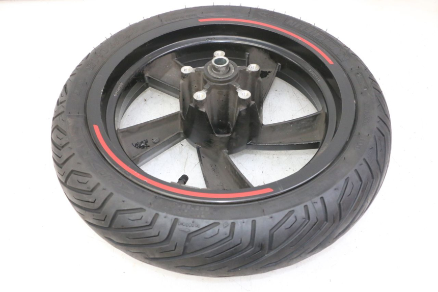 photo de LLANTA DELANTERA Y NEUMÁTICO PEUGEOT CITYSTAR 2T 50 (2018 - 2021) - Detalles de los puntos de fijación