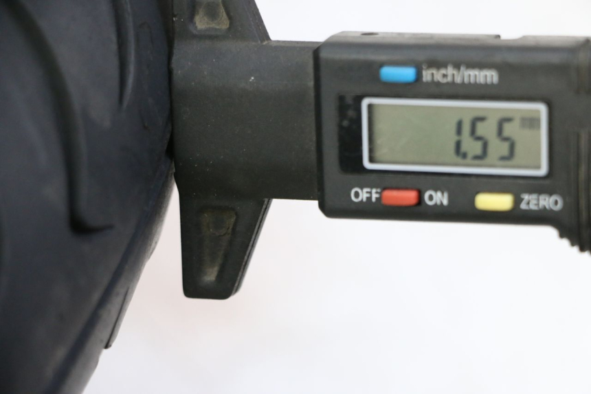 photo de LLANTA DELANTERA Y NEUMÁTICO PEUGEOT LUDIX 50 (2008 - 2017) - Zoom estado de uso