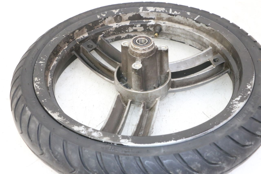 photo de LLANTA DELANTERA Y NEUMÁTICO PEUGEOT LUDIX 50 (2008 - 2017) - Detalles de los puntos de fijación