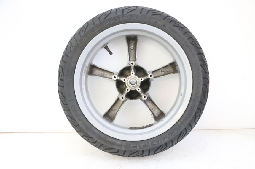 photo de LLANTA DELANTERA Y NEUMÁTICO PEUGEOT SATELIS 125 (2013 - 2018) - Detalles de los puntos de fijación