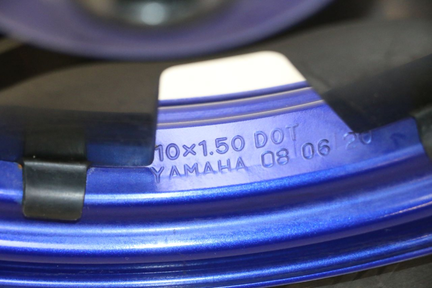 photo de LLANTA DELANTERA Y NEUMÁTICO YAMAHA PW 50 (1984 - 2025) - Detalle de la pieza