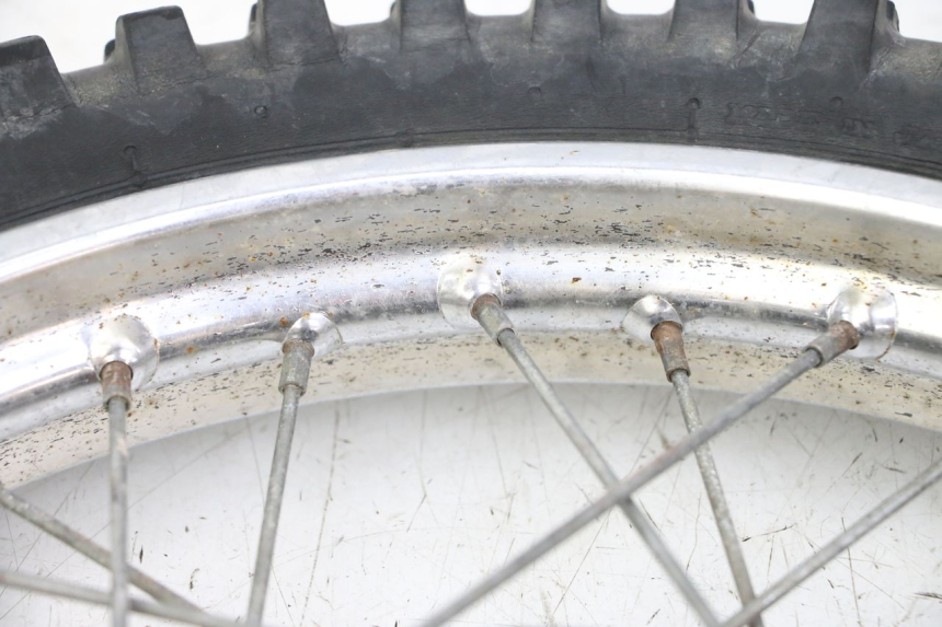 photo de LLANTA DELANTERA Y NEUMÁTICO YAMAHA PW 80 (1983 - 2014) - Recambio usado revisado