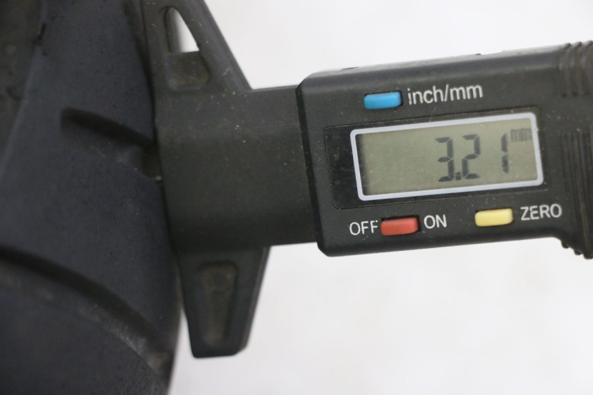 photo de LLANTA DELANTERA Y NEUMÁTICO APRILIA RALLY AC 50 (1995 - 2004) - Detalle de la pieza