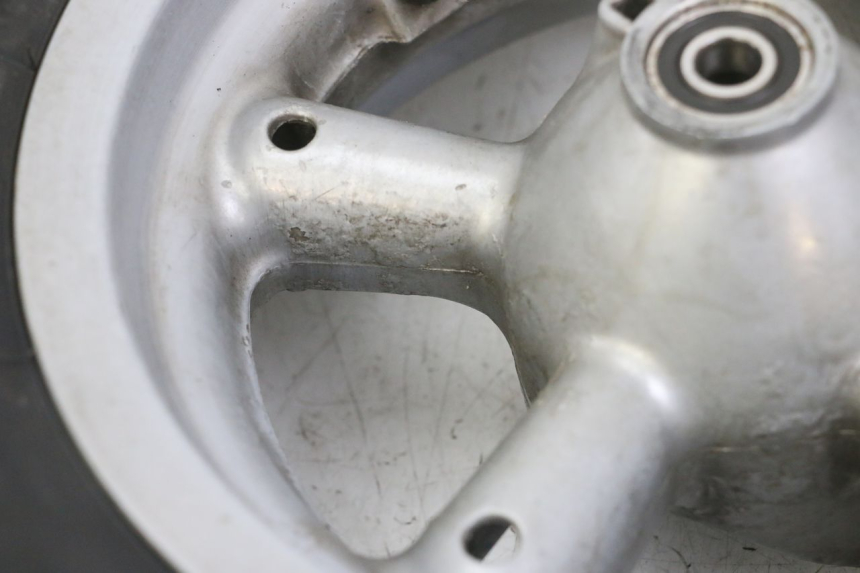 photo de LLANTA DELANTERA Y NEUMÁTICO APRILIA RALLY AC 50 (1995 - 2004) - Otra perspectiva