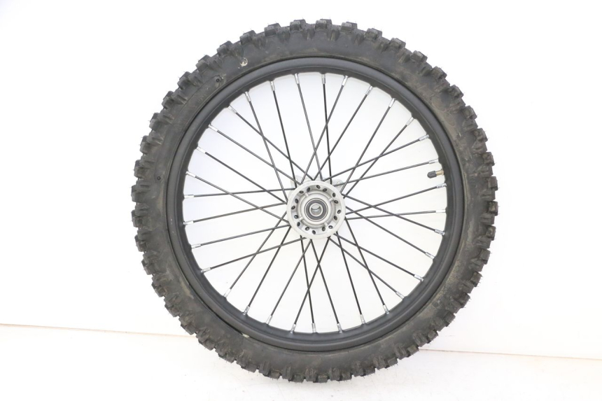 photo de LLANTA DELANTERA Y NEUMÁTICO APOLLO RFZ 125 - Vista principal