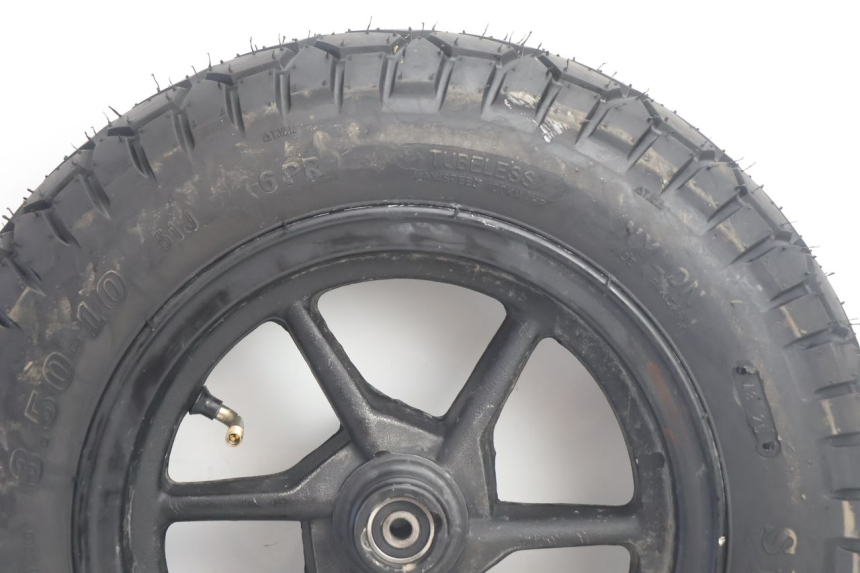 photo de LLANTA DELANTERA Y NEUMÁTICO TNT MOTOR ROMA 10' 2T 50 (2011 - 2018) - Detalle de la pieza