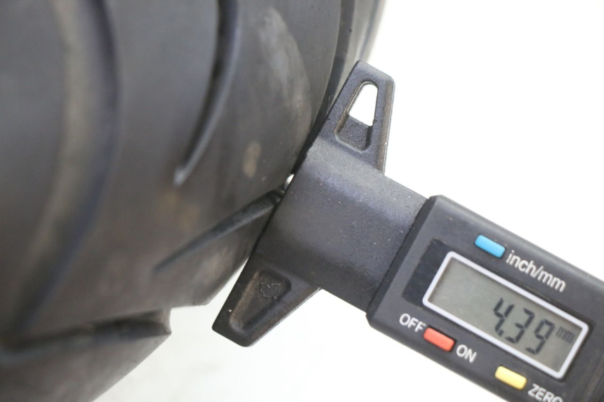 photo de LLANTA DELANTERA Y NEUMÁTICO GILERA RUNNER SP 50 (2006 - 2008) - Foto de producto adicional