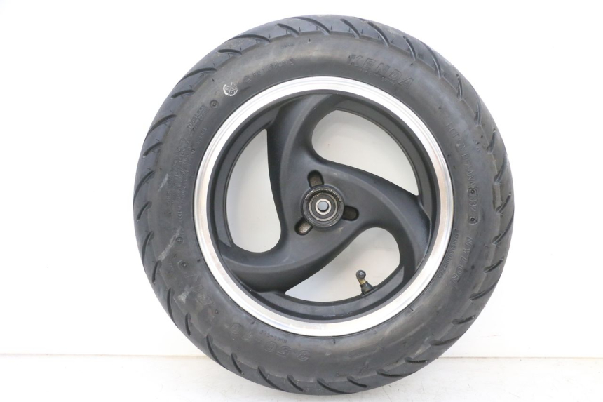 photo de LLANTA DELANTERA Y NEUMÁTICO JM MOTORS SANTANA EVO 50 (2024 - 2026) - Vista principal