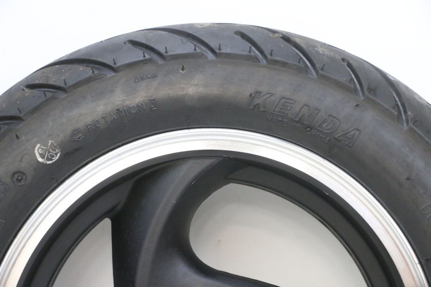 photo de LLANTA DELANTERA Y NEUMÁTICO JM MOTORS SANTANA EVO 50 (2024 - 2026) - Zoom sobre los componentes