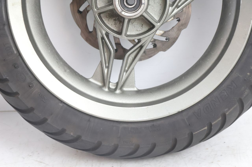 photo de LLANTA DELANTERA Y NEUMÁTICO RIDE SLASH 2T 50 (2012 - 2014) - Estado de la superficie y material
