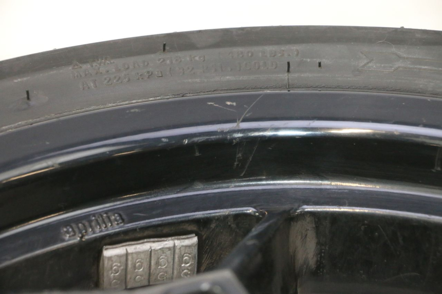photo de LLANTA DELANTERA Y NEUMÁTICO APRILIA SR 2T 50 (2012 - 2017) - Marcados y referencias originales