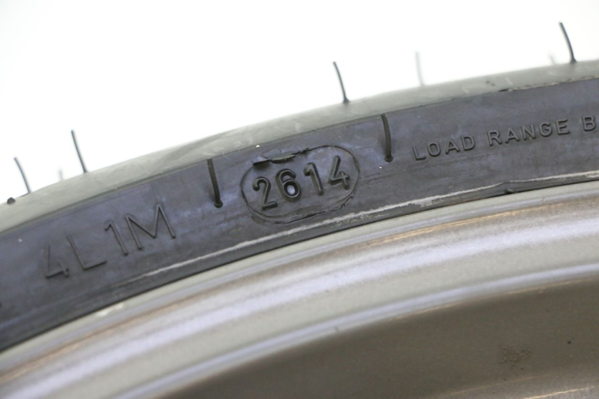 photo de LLANTA DELANTERA Y NEUMÁTICO DUCATI SS IE DS CARENEE 1000 (2002 - 2006) - Otra perspectiva
