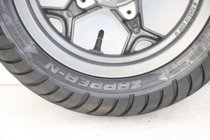 photo de LLANTA DELANTERA Y NEUMÁTICO APRILIA SXR 50 (2021 - 2023) - Otra vista del artículo