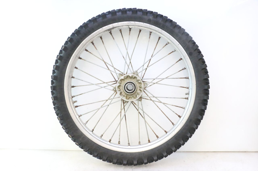 photo de LLANTA DELANTERA Y NEUMÁTICO HUSABERG TE 250 (2011 - 2014) - Características distintivas
