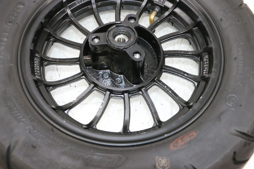 photo de LLANTA DELANTERA Y NEUMÁTICO NECO TEMPO 4T 50 (2022 - 2026) - Zoom estado de uso