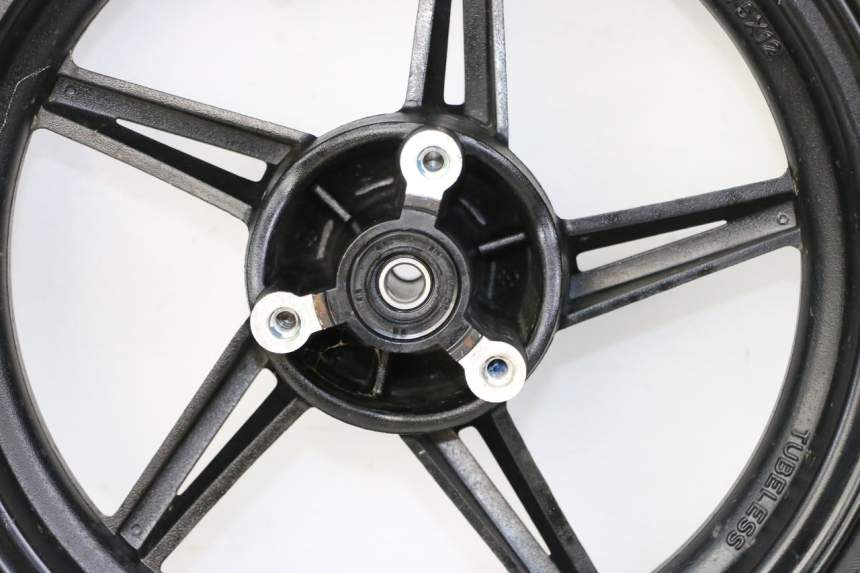 photo de LLANTA DELANTERA Y NEUMÁTICO TNT MOTOR BOSTON 4T 50 (2018 - 2025) - Marcados y referencias originales