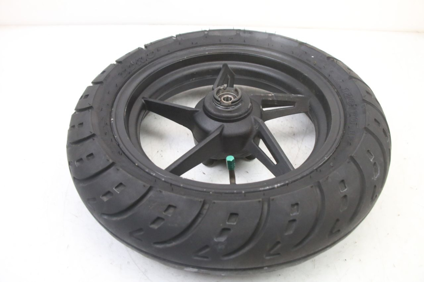 photo de LLANTA DELANTERA Y NEUMÁTICO TNT MOTOR ROMA 10' 2T 50 (2011 - 2018) - Detalle de la pieza