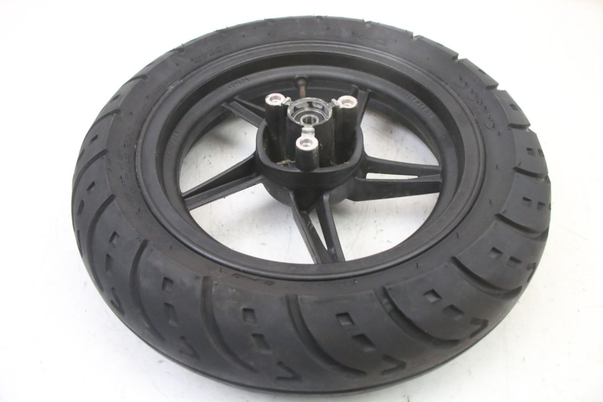 photo de LLANTA DELANTERA Y NEUMÁTICO TNT MOTOR ROMA 10' 2T 50 (2011 - 2018) - Detalles de los puntos de fijación