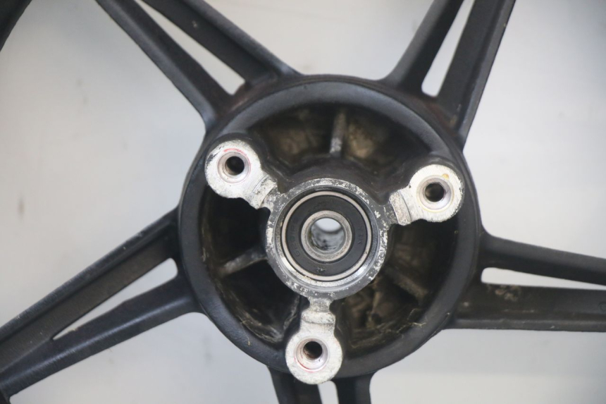 photo de LLANTA DELANTERA Y NEUMÁTICO TNT MOTOR ROMA 10' 2T 50 (2011 - 2018) - Marcados y referencias originales