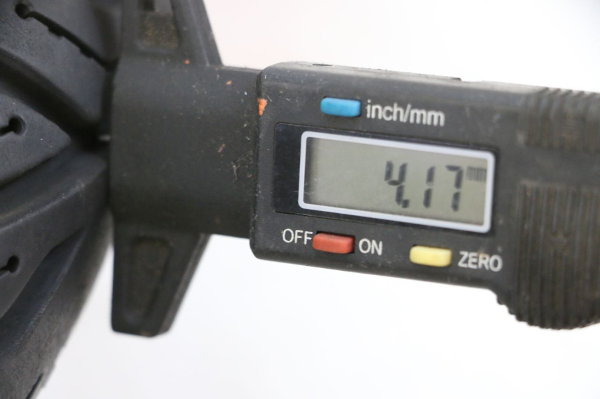 photo de LLANTA DELANTERA Y NEUMÁTICO PEUGEOT TWEET PRO EFI 4T 50 (2021 - 2022) - Zoom estado de uso