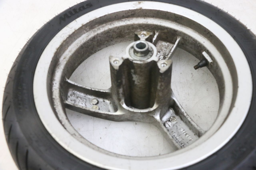 photo de LLANTA DELANTERA Y NEUMÁTICO PEUGEOT VIVACITY NEW 2T 50 (2008 - 2017) - Detalles de los puntos de fijación