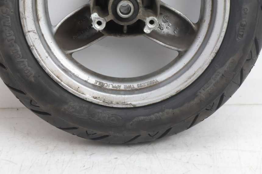 photo de LLANTA DELANTERA Y NEUMÁTICO PEUGEOT VIVACITY 50 (1998 - 2003) - Estado de la superficie y material