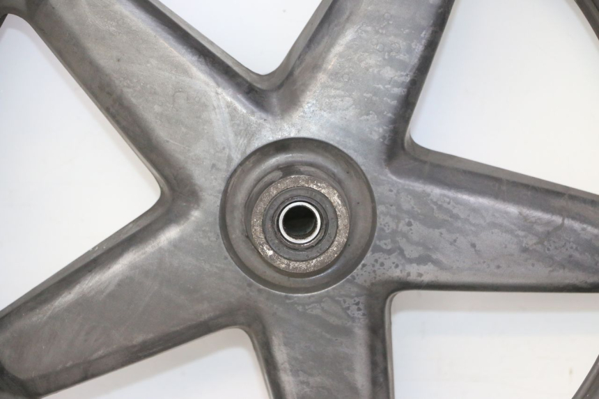 photo de LLANTA DELANTERA Y NEUMÁTICO YAMAHA X-MAX XMAX 125 (2010 - 2013) - Perfil de la pieza de repuesto