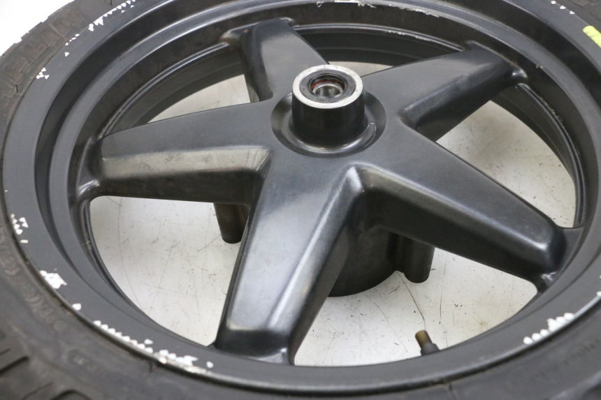 photo de LLANTA DELANTERA Y NEUMÁTICO YAMAHA XMAX X-MAX 125 (2006 - 2009) - Otra perspectiva