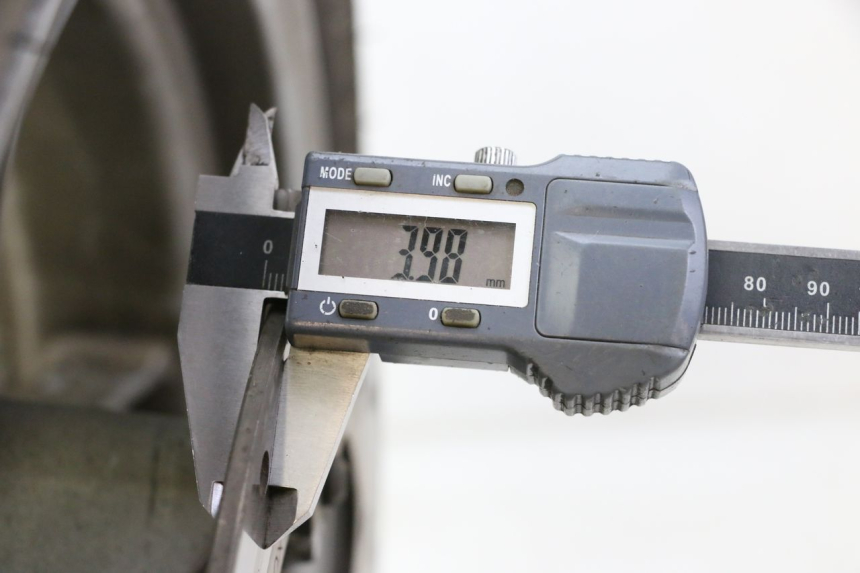 photo de LLANTA DELANTERA Y NEUMÁTICO PIAGGIO X9 EVOLUTION 125 (2003 - 2007) - Vista general del producto