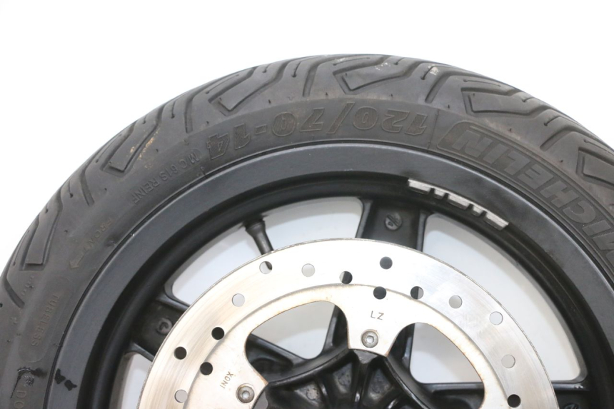 photo de LLANTA DELANTERA Y NEUMÁTICO PIAGGIO XEVO - X EVO 125 (2007 - 2017) - Zoom sobre los componentes