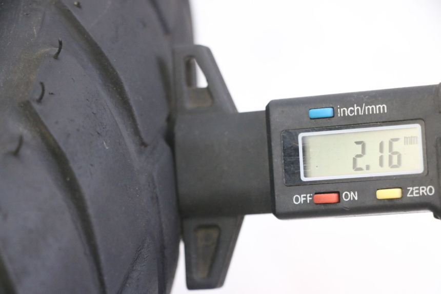 photo de LLANTA DELANTERA Y NEUMÁTICO HONDA XLV VARADERO 125 (2000 - 2006) - Detalle de la pieza