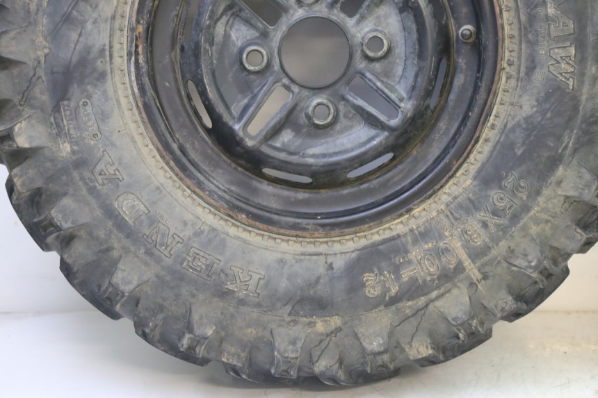 photo de LLANTA DELANTERA Y NEUMÁTICO YAMAHA YFM BRUIN 350 (2003 - 2009) - Detalles de los puntos de fijación