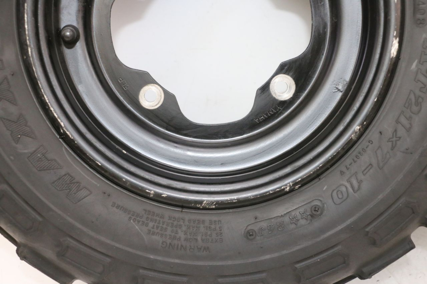 photo de LLANTA DELANTERA Y NEUMÁTICO YAMAHA YFM R RAPTOR 250 (2008 - 2014) - Detalles de los puntos de fijación