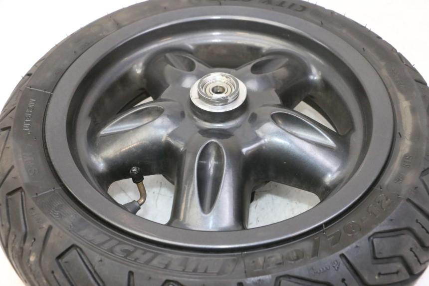 photo de LLANTA DELANTERA Y NEUMÁTICO YAMAHA YP MAJESTY 125 (2007 - 2010) - Recambio usado revisado