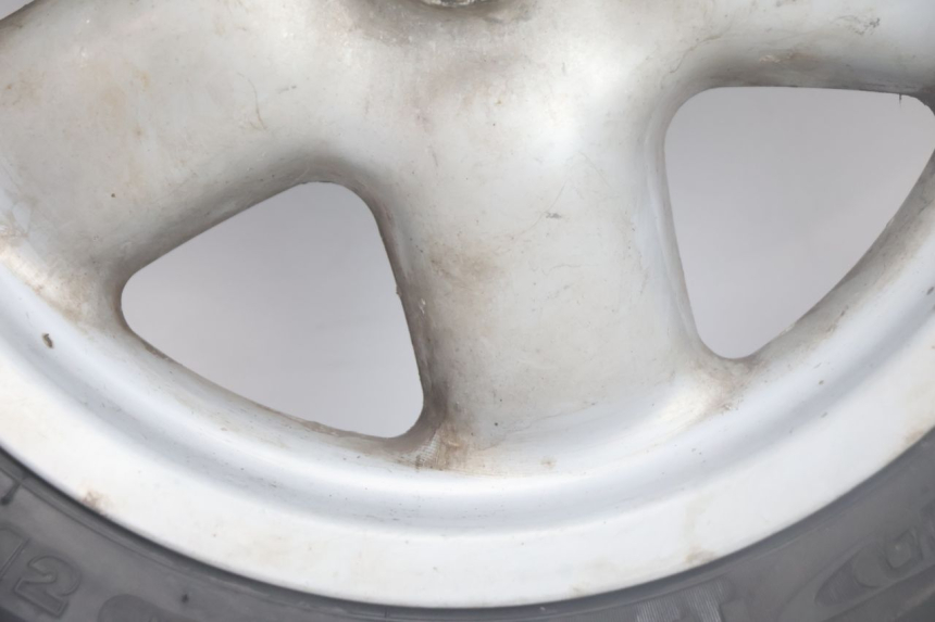 photo de LLANTA DELANTERA Y NEUMÁTICO YAMAHA YP MAJESTY 125 (2002 - 2006) - Detalles de los puntos de fijación