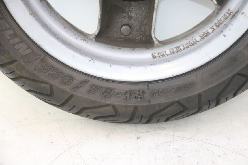 photo de LLANTA DELANTERA Y NEUMÁTICO YAMAHA YP MAJESTY 125 (1998 - 2001) - Otra vista del artículo