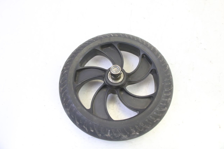 photo de LLANTA DELANTERA Y NEUMÁTICO MOOVWAY Z8 1 - Otra perspectiva