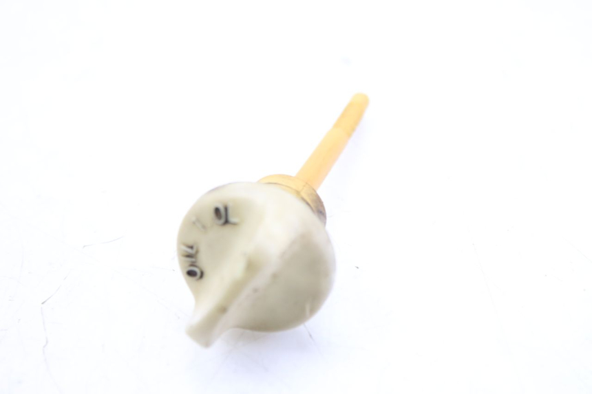 photo de VARILLA DE ACEITE DEL MOTOR SYM HUSKY 125 (1999 - 2005) - Primer plano técnico