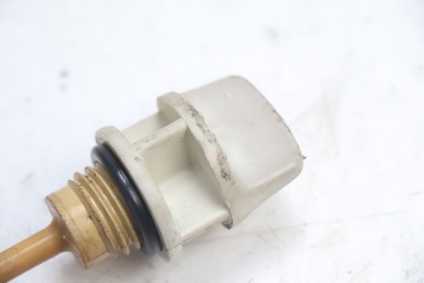 photo de NIVEL ACEITE MOTOR KYMCO LIKE 4T 50 (2019 - 2025) - Zoom estado de uso